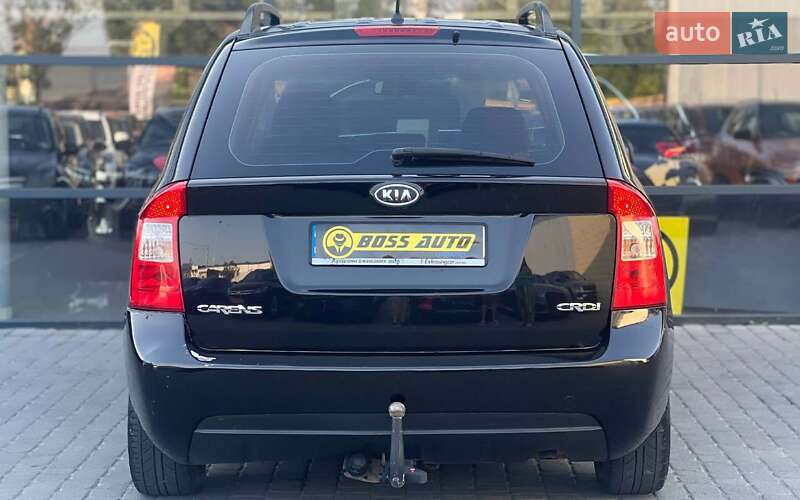 Минивэн Kia Carens 2009 в Ивано-Франковске