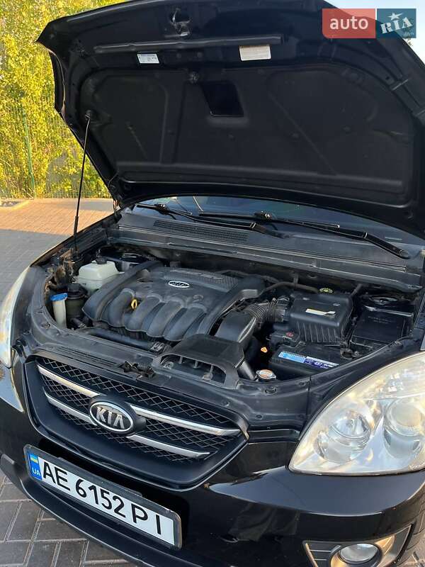 Мінівен Kia Carens 2006 в Дніпрі