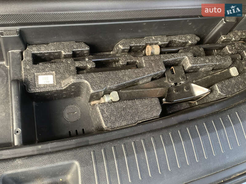 Мікровен Kia Carens 2016 в Рівному