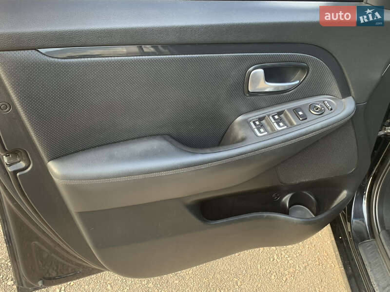 Мікровен Kia Carens 2016 в Рівному