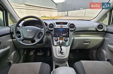 Минивэн Kia Carens 2008 в 
