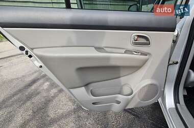 Минивэн Kia Carens 2008 в 
