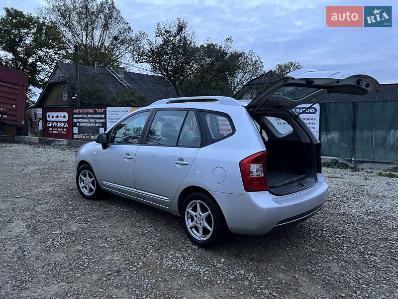 Мікровен Kia Carens 2011 в Калуші фото 13 Мікровен Kia Carens 2011 в Калуші