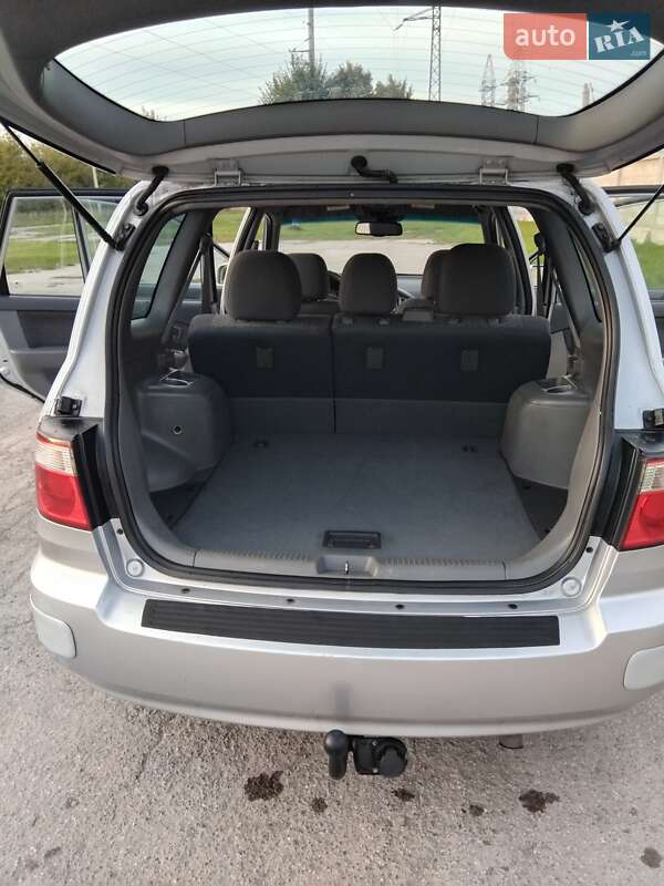 Мінівен Kia Carens 2006 в Рівному