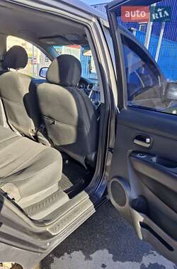 Минивэн Kia Carens 2008 в Виннице