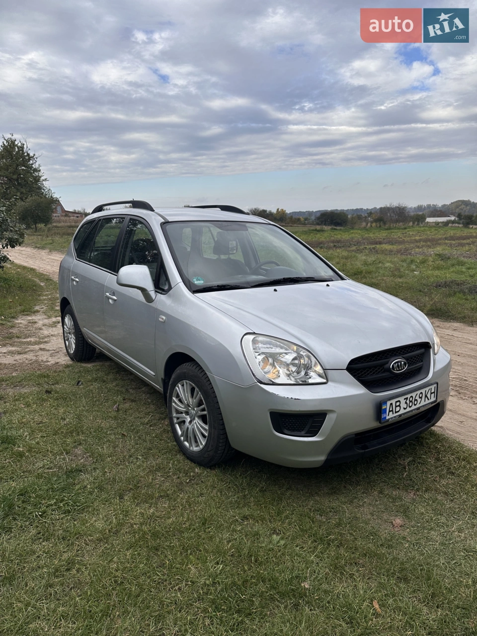 2010 Kia Carens - мініатюра 17