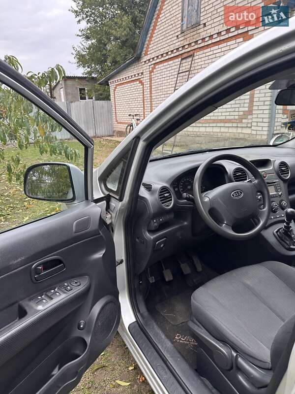 Минивэн Kia Carens 2009 в Гайсине фото 13 Минивэн Kia Carens 2009 в Гайсине