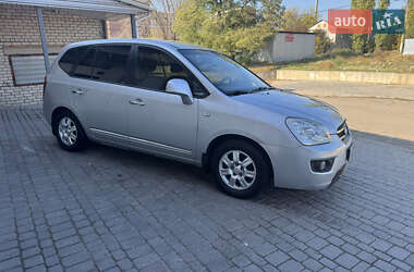 Минивэн Kia Carens 2008 в 