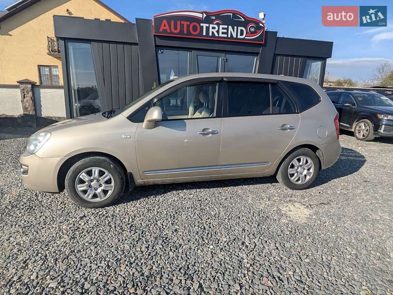 Минивэн Kia Carens 2007 в Львове