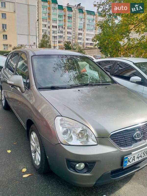 Мікровен Kia Carens 2011 в Києві фото Мікровен Kia Carens 2011 в Києві
