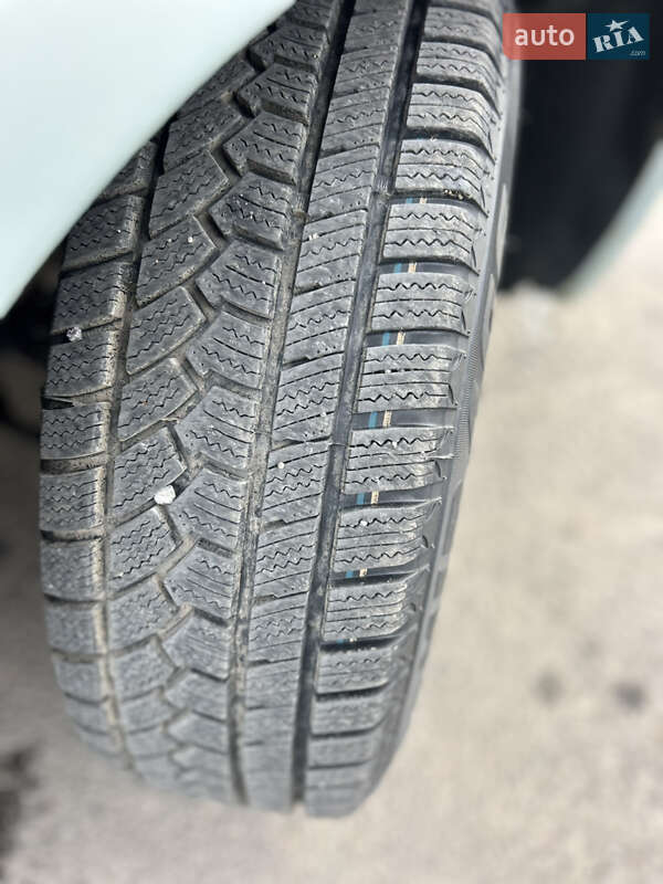 Минивэн Kia Carens 2007 в Новой Одессе