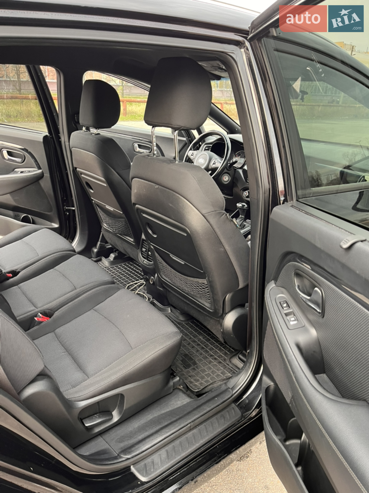 2013 Kia Carens - мініатюра 10