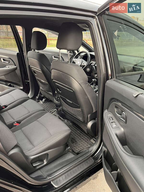 Микровэн Kia Carens 2013 в Киеве