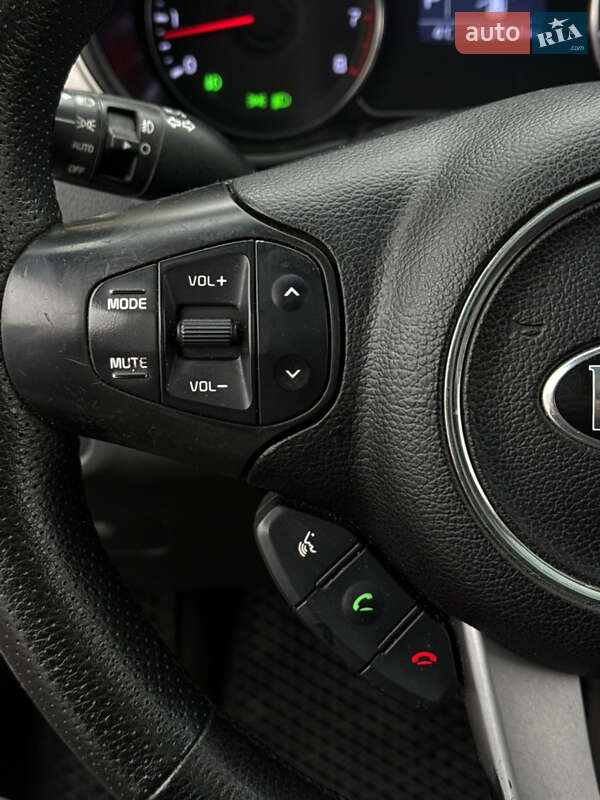 Микровэн Kia Carens 2013 в Киеве фото 17 Микровэн Kia Carens 2013 в Киеве