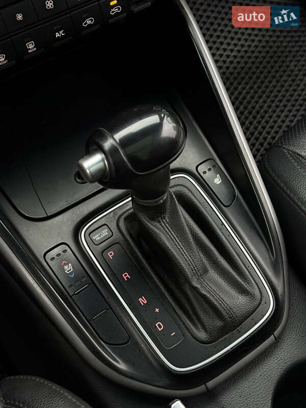 Микровэн Kia Carens 2013 в Киеве фото 22 Микровэн Kia Carens 2013 в Киеве