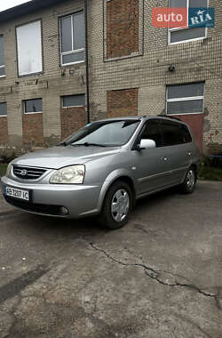 Минивэн Kia Carens 2004 в Виннице
