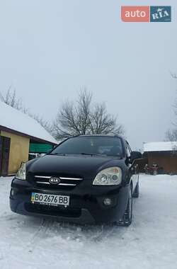 Минивэн Kia Carens 2007 в Борщеве