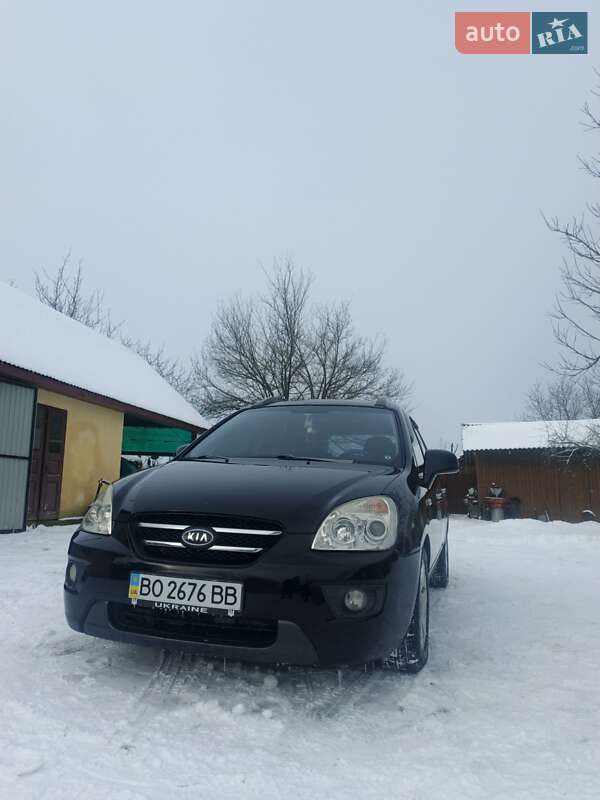 Минивэн Kia Carens 2007 в Борщеве