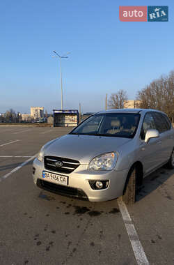 Минивэн Kia Carens 2008 в Кропивницком