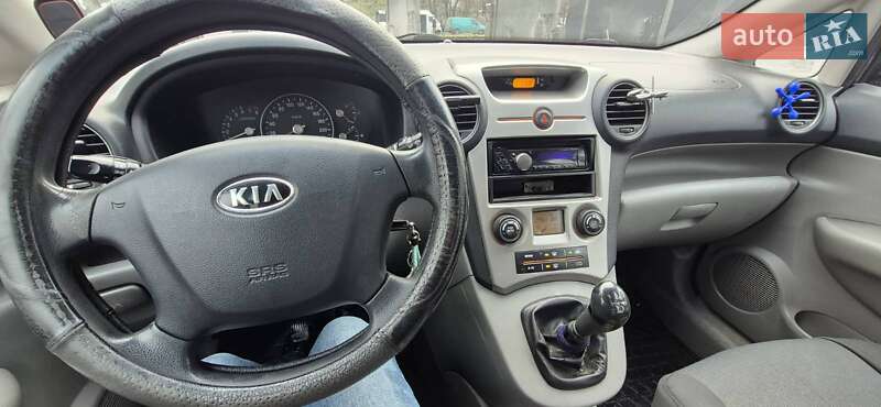 Минивэн Kia Carens 2008 в Днепре