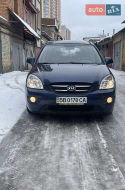 Минивэн Kia Carens 2008 в Киеве