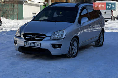 Минивэн Kia Carens 2008 в Киеве