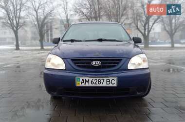 Мінівен Kia Carens 2006 в Черкасах