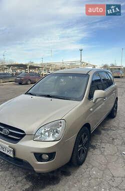 Минивэн Kia Carens 2008 в Краматорске