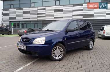 Мінівен Kia Carens 2006 в Черкасах
