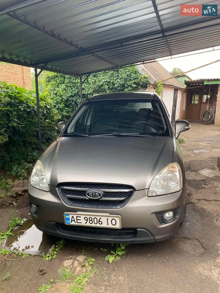 2011 Kia Carens - мініатюра 9