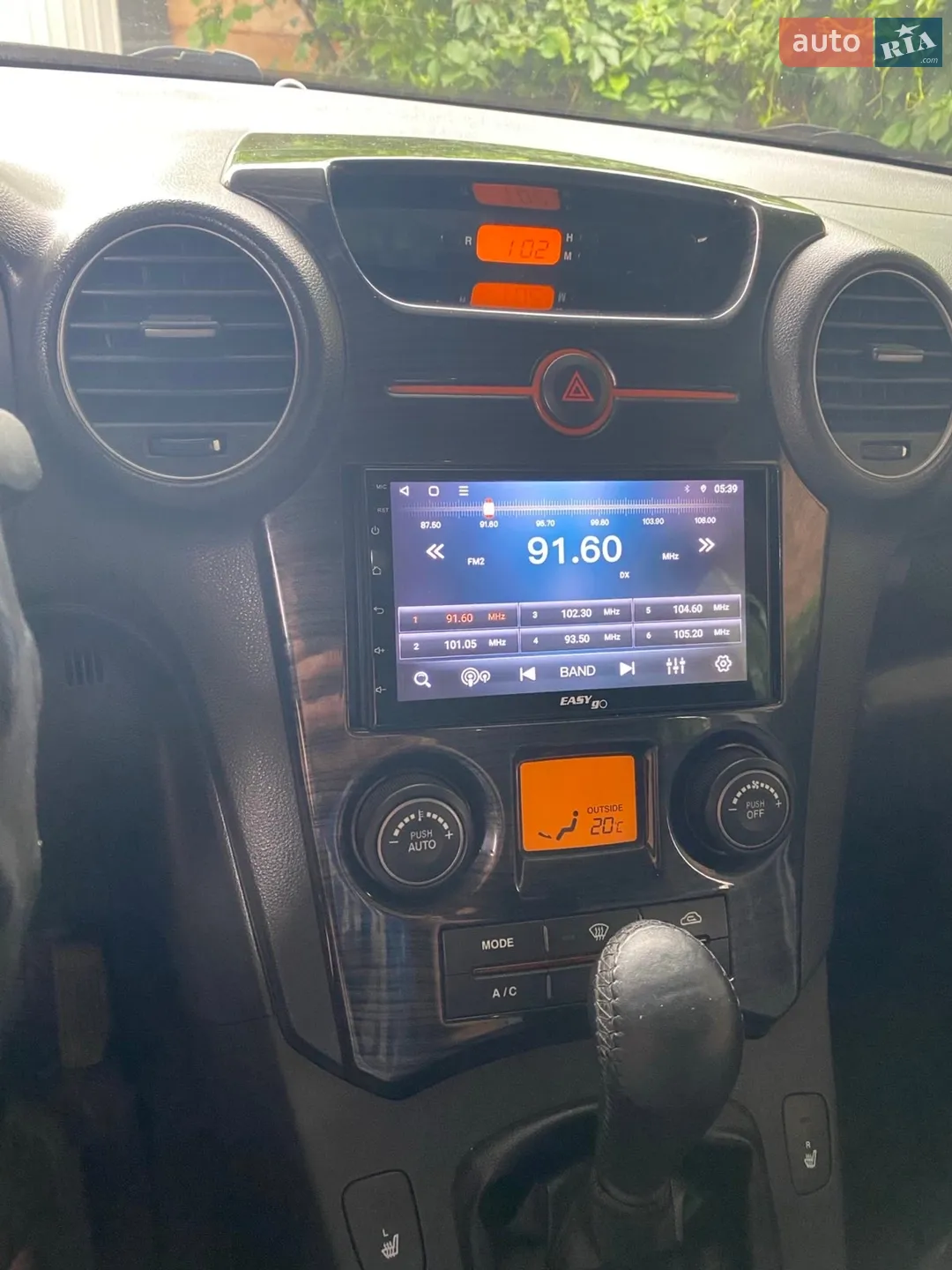 2010 Kia Carens - мініатюра 3