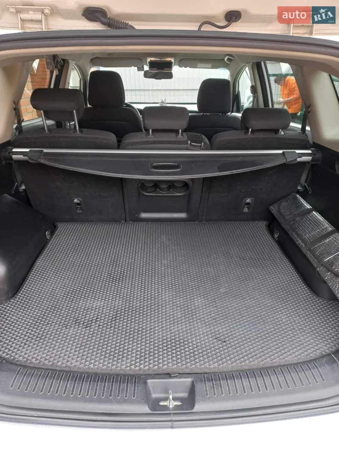 2015 Kia Carens - мініатюра 7