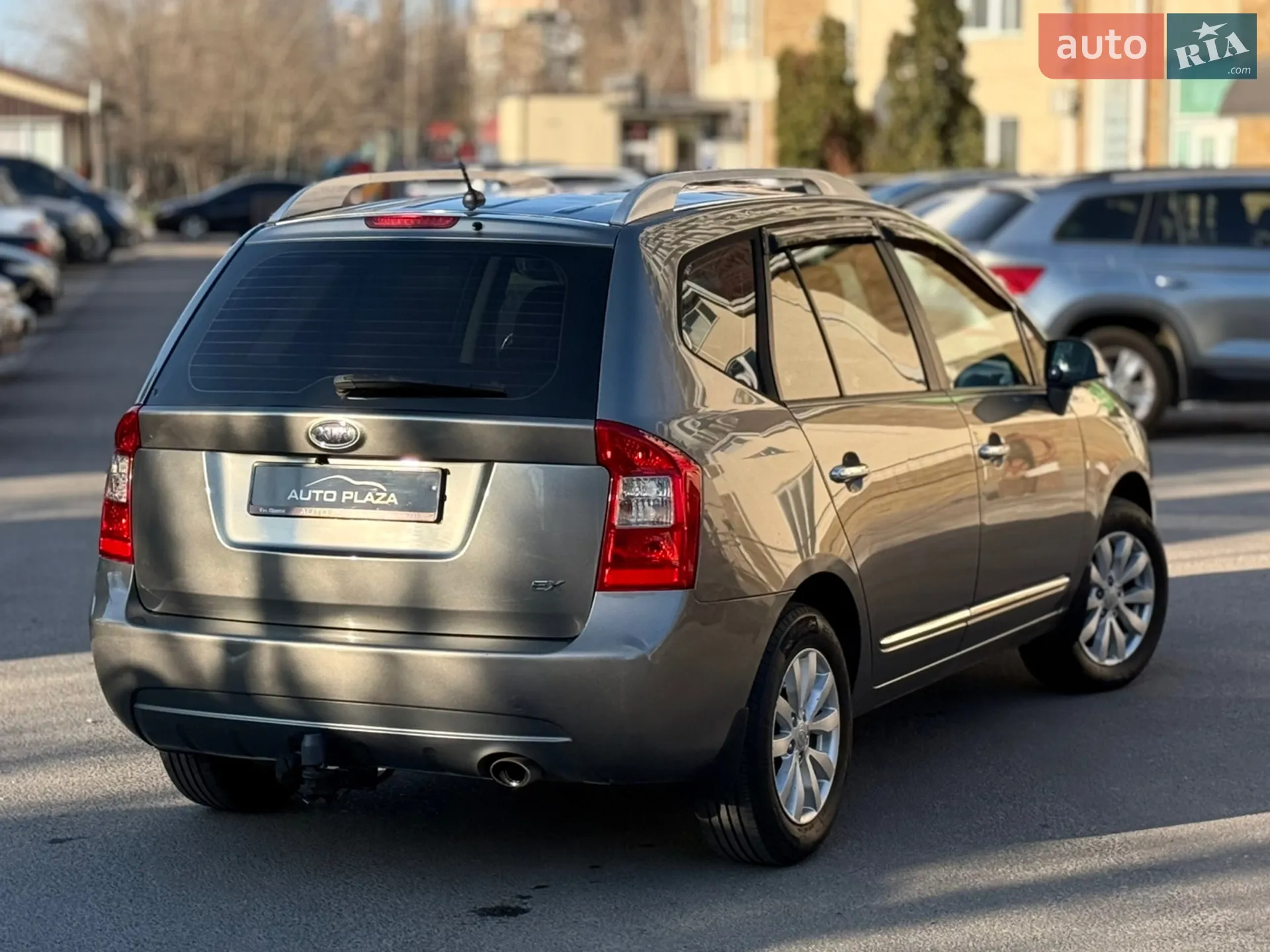 2012 Kia Carens - мініатюра 23