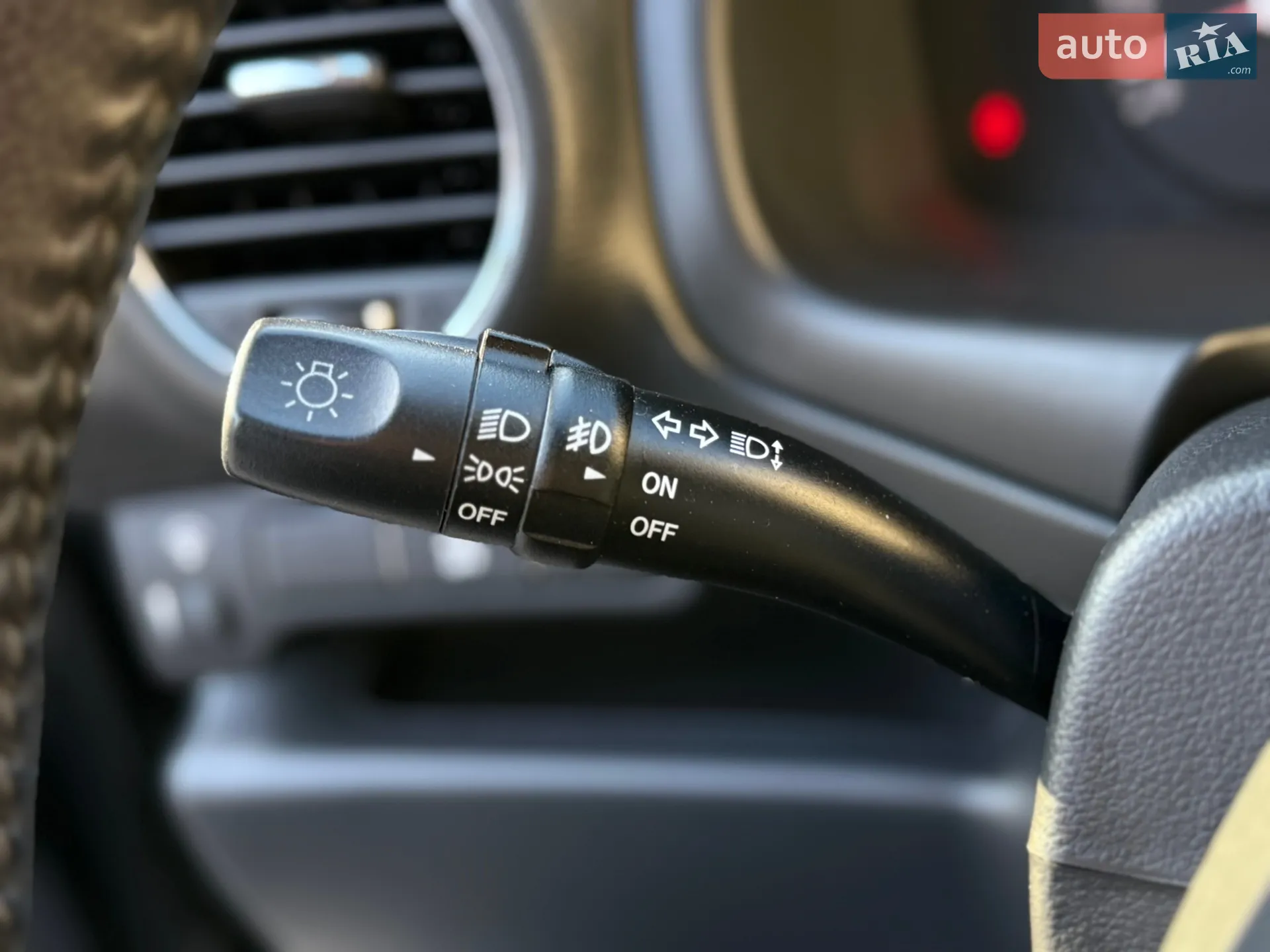 2012 Kia Carens - мініатюра 49