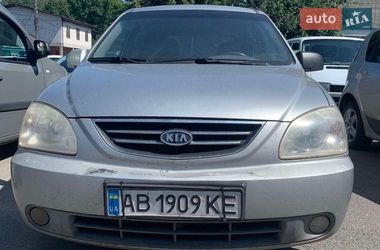 Минивэн Kia Carens 2002 в Казатине