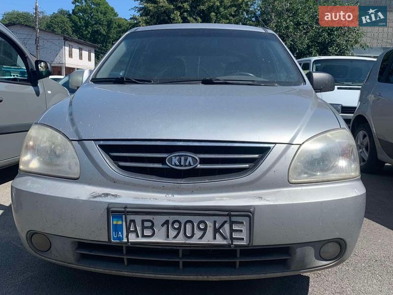 Kia Carens 2002