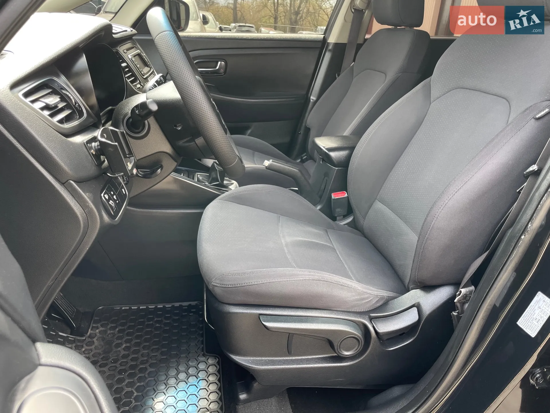2013 Kia Carens - мініатюра 25