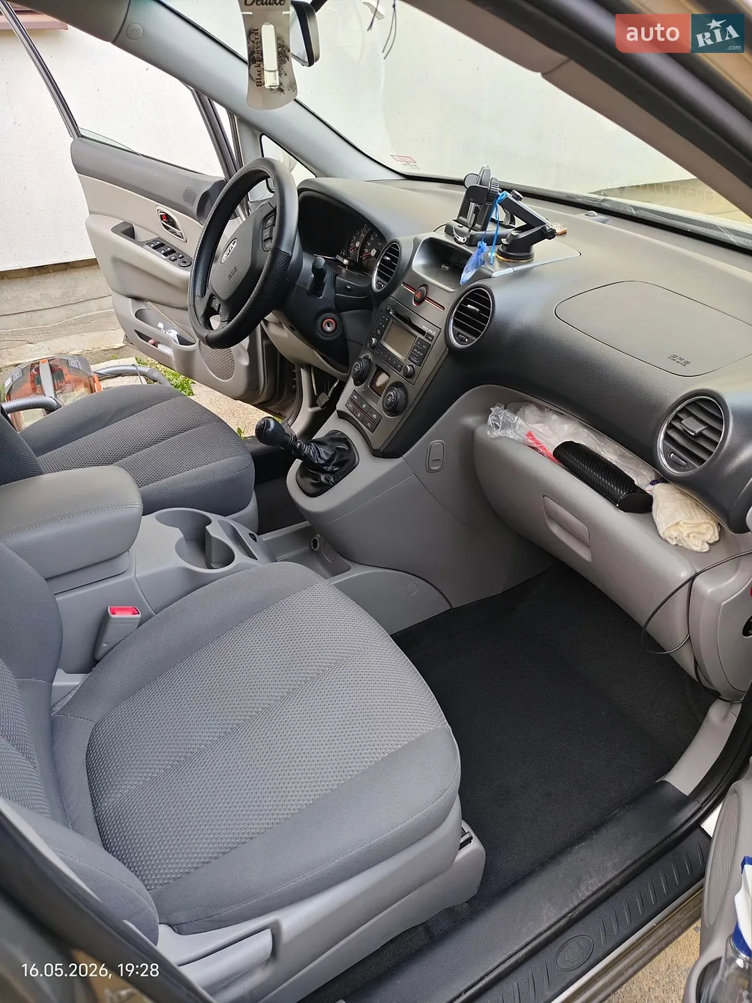 2011 Kia Carens - мініатюра 36