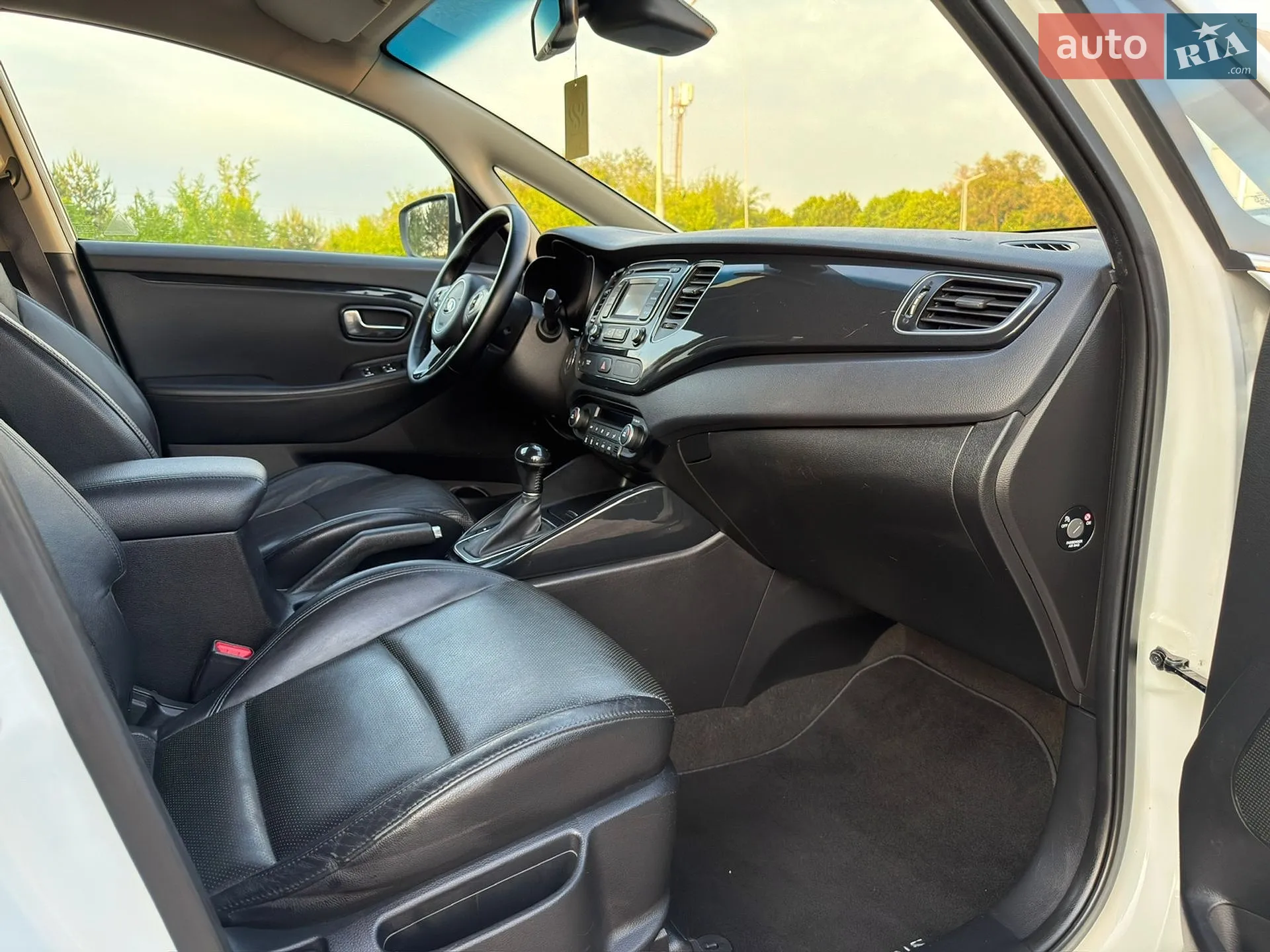 2015 Kia Carens - мініатюра 27