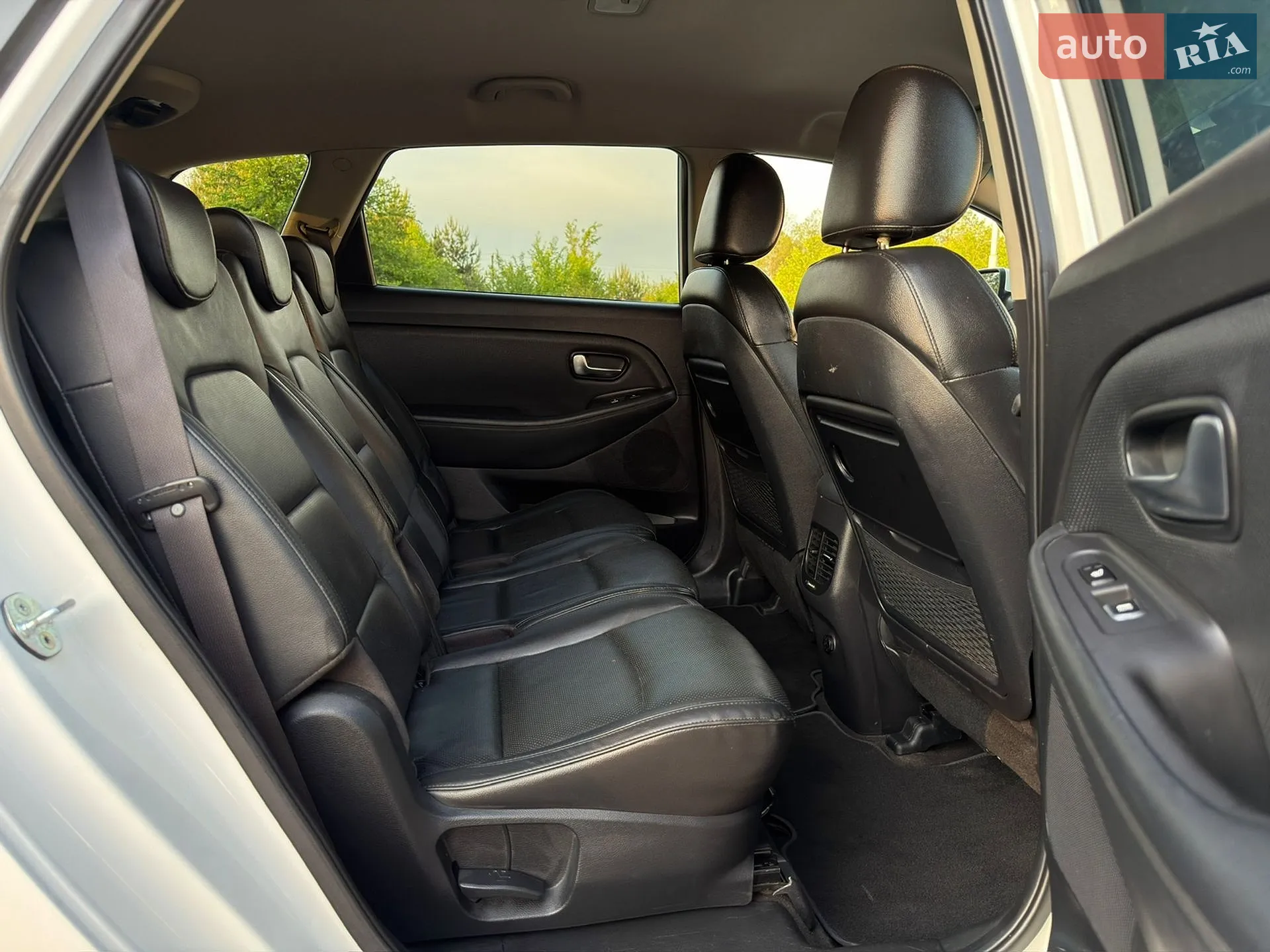 2015 Kia Carens - мініатюра 32