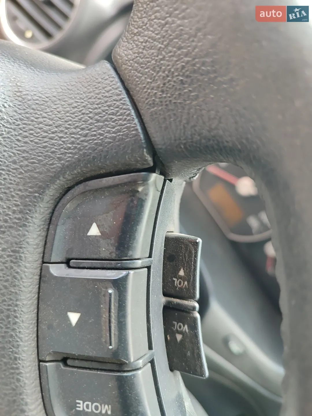 2011 Kia Carens - мініатюра 42