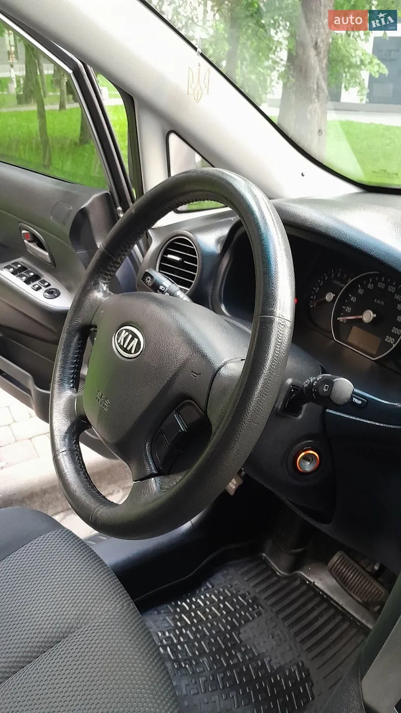 2010 Kia Carens - мініатюра 20