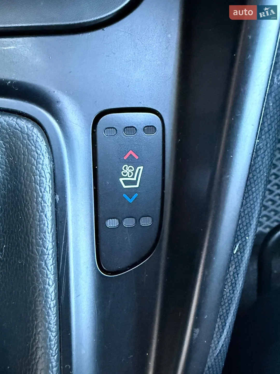 2013 Kia Carens - мініатюра 26