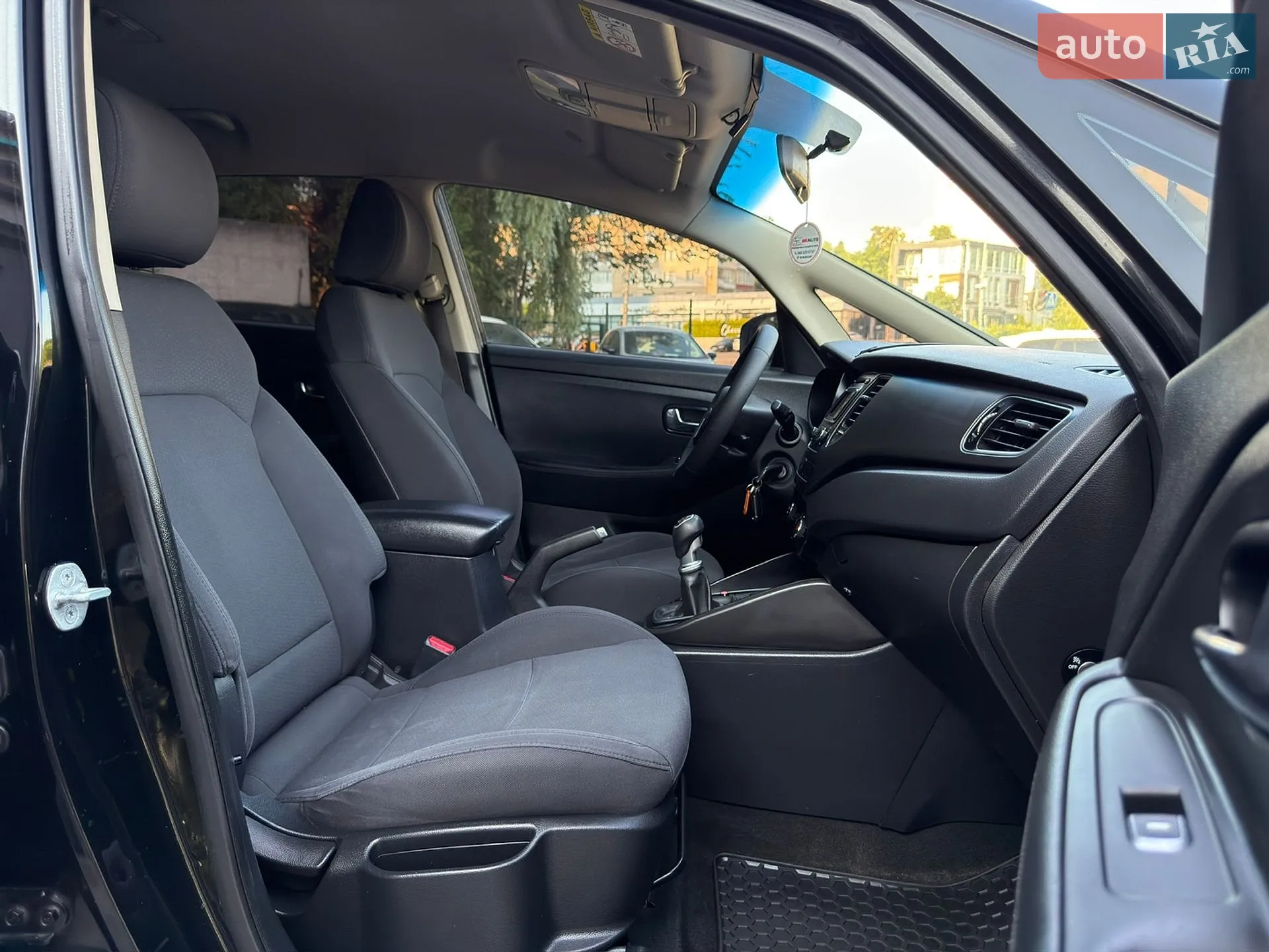 2013 Kia Carens - мініатюра 3