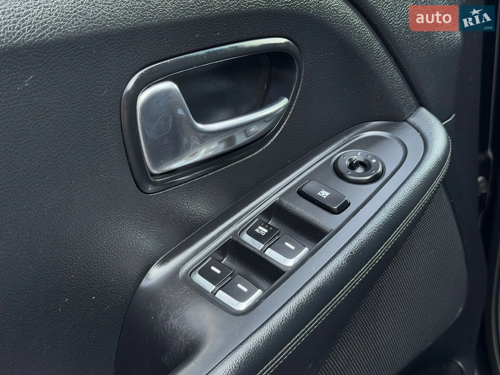 2013 Kia Carens - мініатюра 6