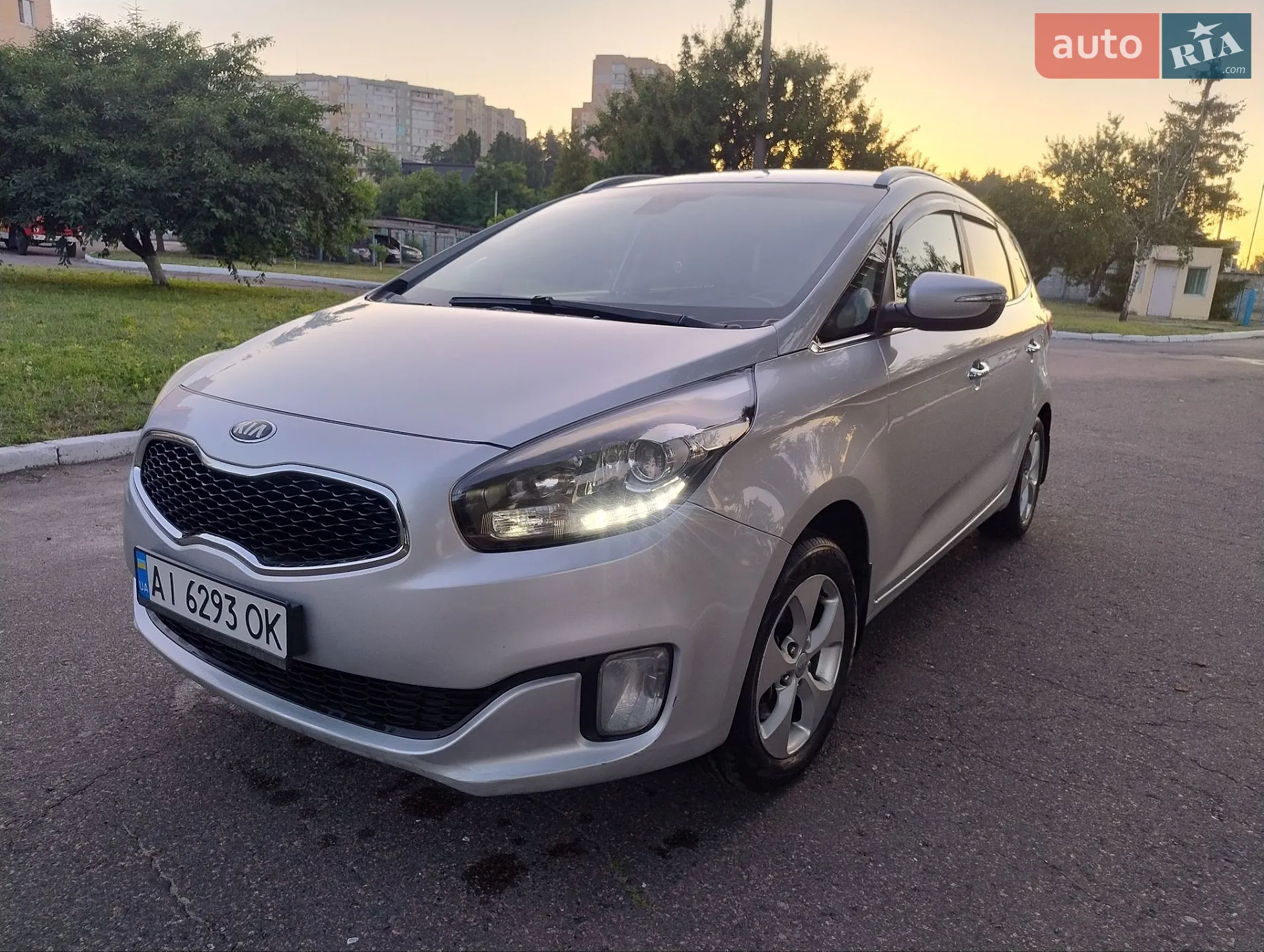 2013 Kia Carens - мініатюра 9