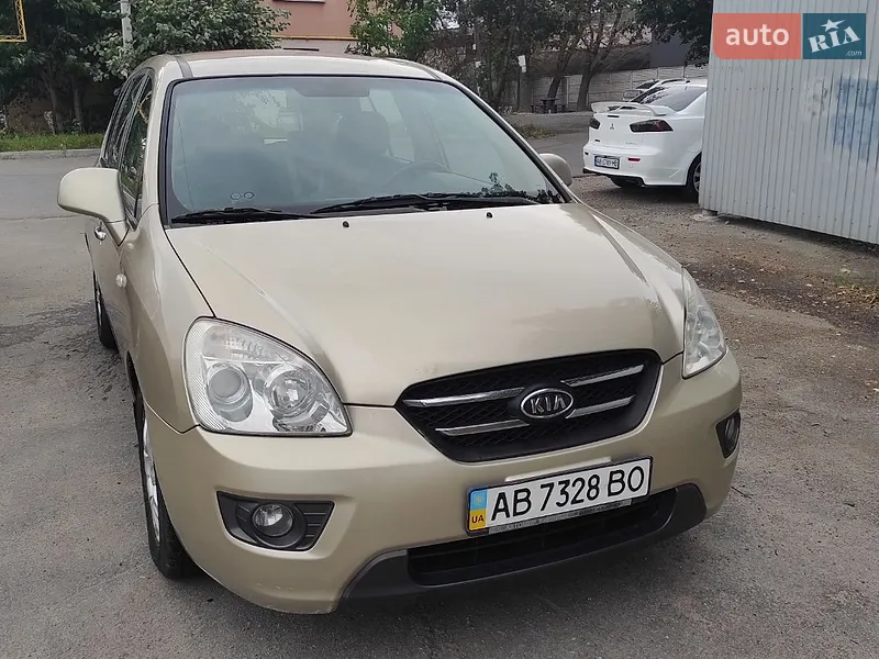 Kia Carens 2006