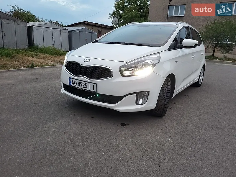 Kia Carens 2014