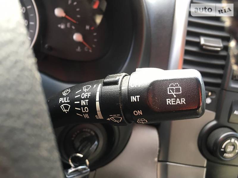 Мінівен Kia Carnival 2006 в Миколаєві