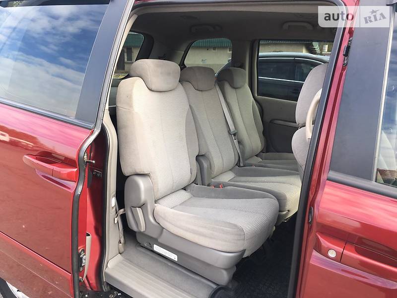 Мінівен Kia Carnival 2006 в Миколаєві